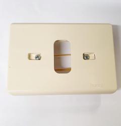 PLACCA AUTOPORTANTE PER SCATOLA TONDA 1 MODULO