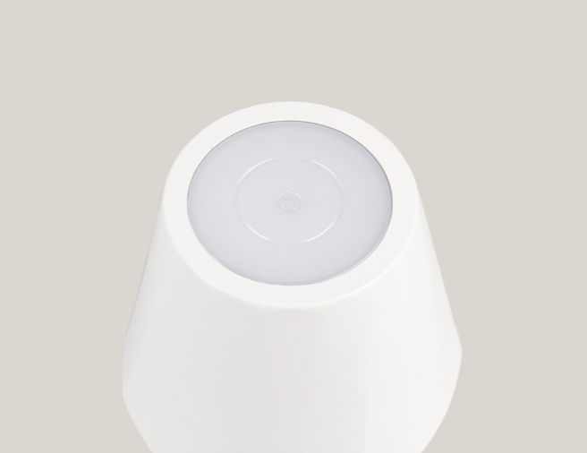 LAMPADA TAVOLO BIANCA 1.6W 2700K - 6500K R55961131 TRIO LIGHTING
