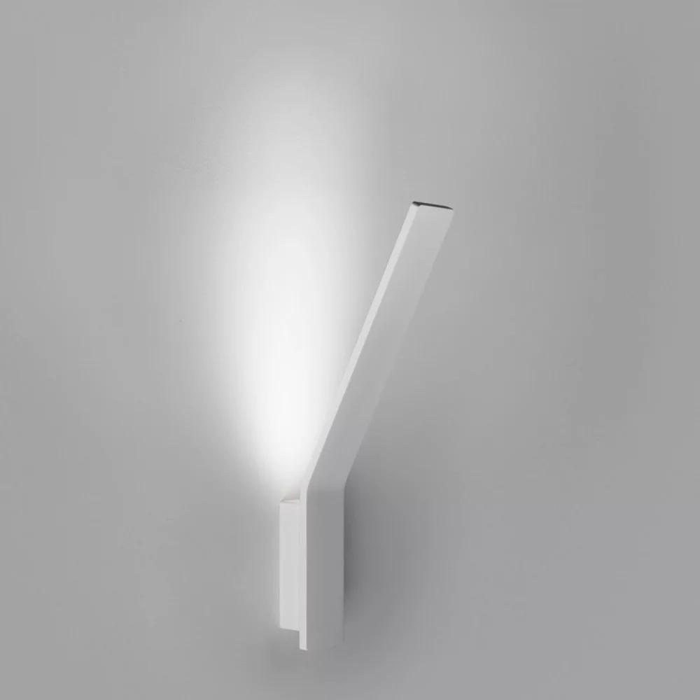 Lama 7104 lampada da parete struttura in alluminio Led 21W 3000K
