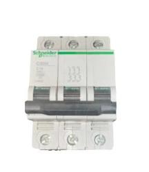 Interruttore magnetotermico Schneider Electric 3P 10A 10K 3M
