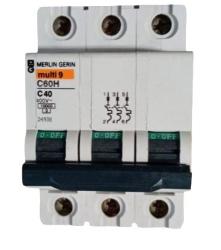 Interruttore magnetotermico 3P 40A 10K 3M CUR.C