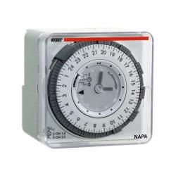 Interruttore Orario Giornaliero a Parete con Cavalieri NAPA D Vemer VP884100