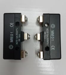 MICROINTERRUTTORE CON TERMINALI A MANTELLO