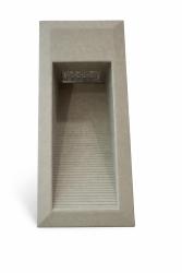 Segnapasso da parete con luce a 45°