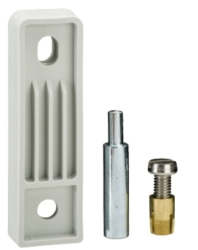 4 staffe in materiale isolante per fissaggio a parete RAL 7035